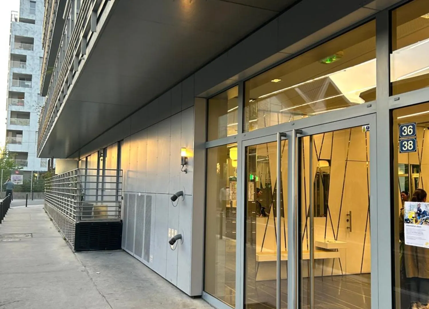 New Upscale 1 Bedroom